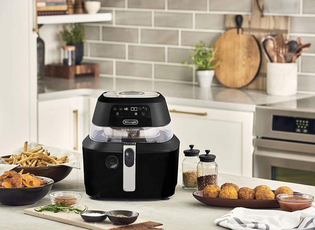 DeLonghi Rapid Crisp Air Fryer in Kitchen