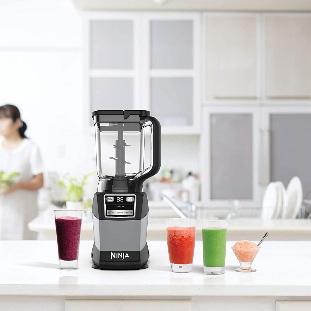 Ninja AMZ493BRN Compact Kitchen System make Juice