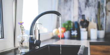 Types of Kitchen Sinks and Faucets