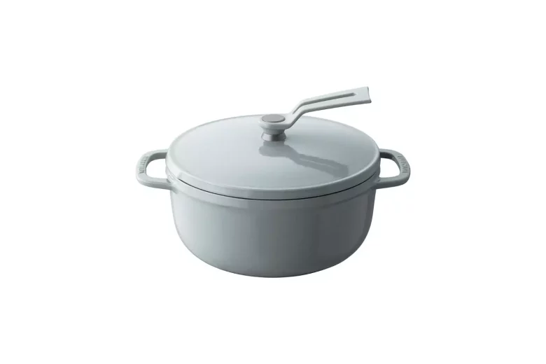 Vermicular Oven Pot 2.0 with Standing Handle